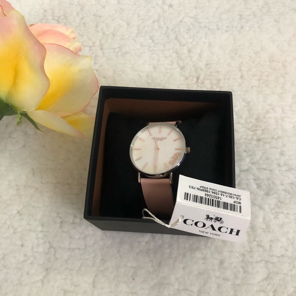Authentic NWT Coach Perry Watch - Picture 3 of 8